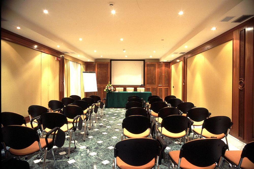 Hotel Villa Morgagni Roma Konforlar fotoğraf
